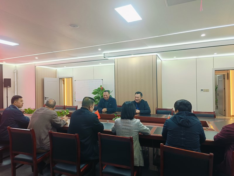   2024年11月政協(xié)領(lǐng)導走訪(fǎng)委員，為企業(yè)排憂(yōu)解難